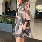 👗Vloeiende jurk met ronde hals, lange mouwen en print