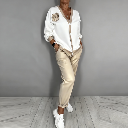 🔥Tijdelijke aanbieding - 50% Korting🔥2-delige set voor dames bestaande uit een casual top met V-hals en een broek met hoge taille
