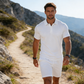 Tweedelige zomerset voor heren, bestaande uit een poloshirt en een korte broe